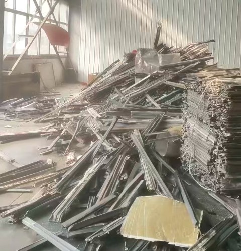 斷橋鋁破碎分選（空分機(jī)、滾筒篩、渦電流、x射線）生產(chǎn)線